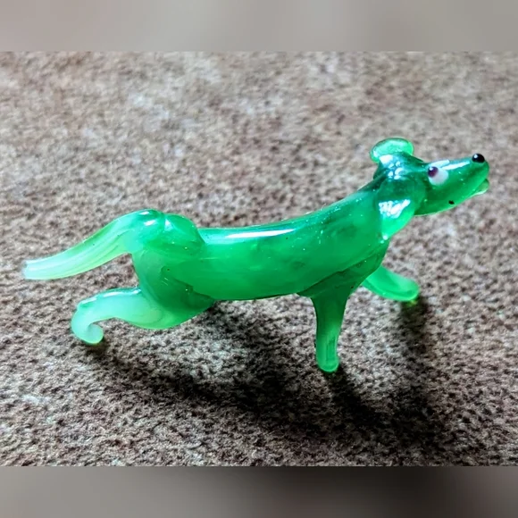 Glass Dog & Fire Hydrant With Little Green Dog - Picture 14 of 15